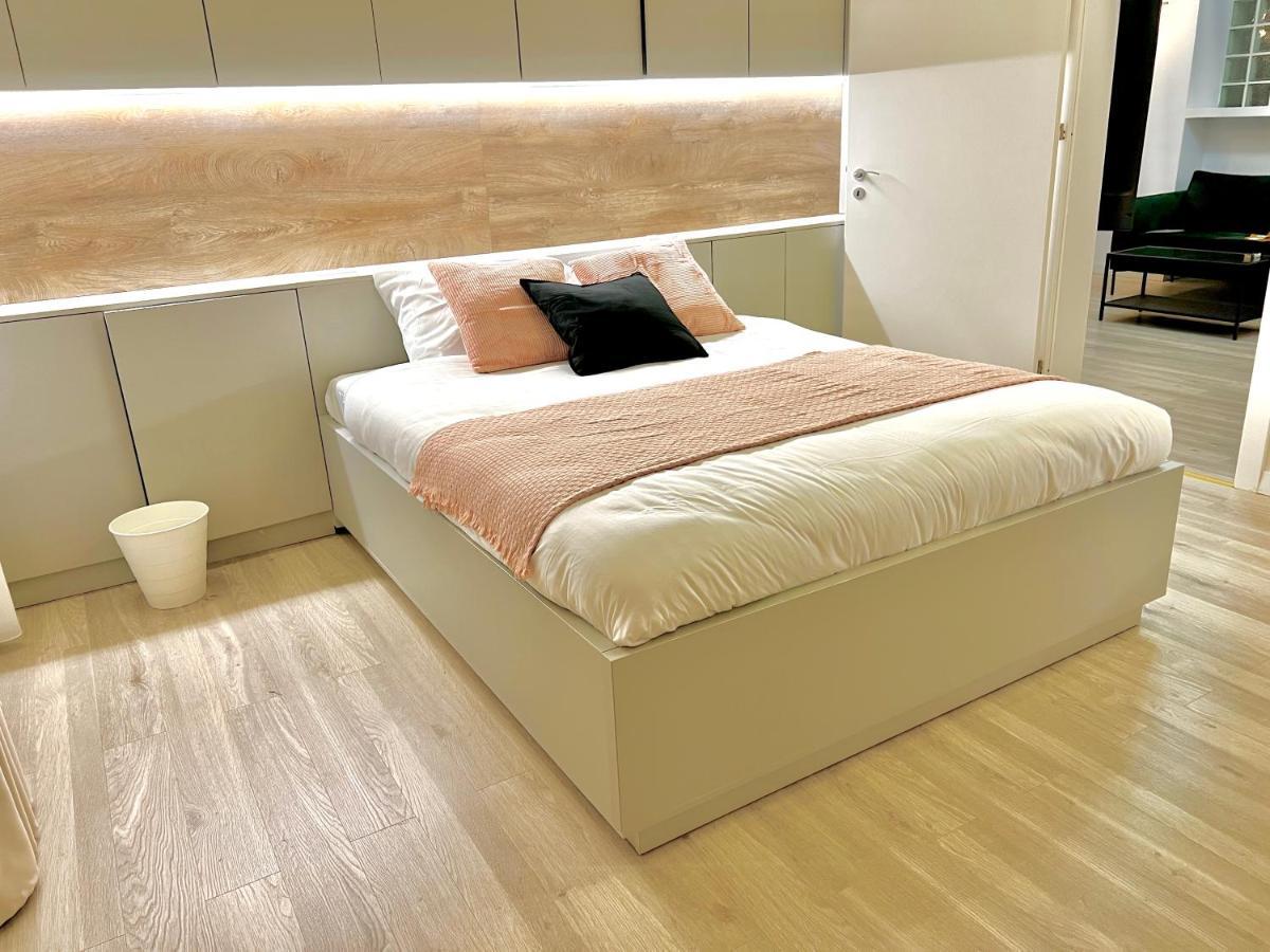 Four Bedroom Apartment, Old Town 부쿠레슈티 외부 사진
